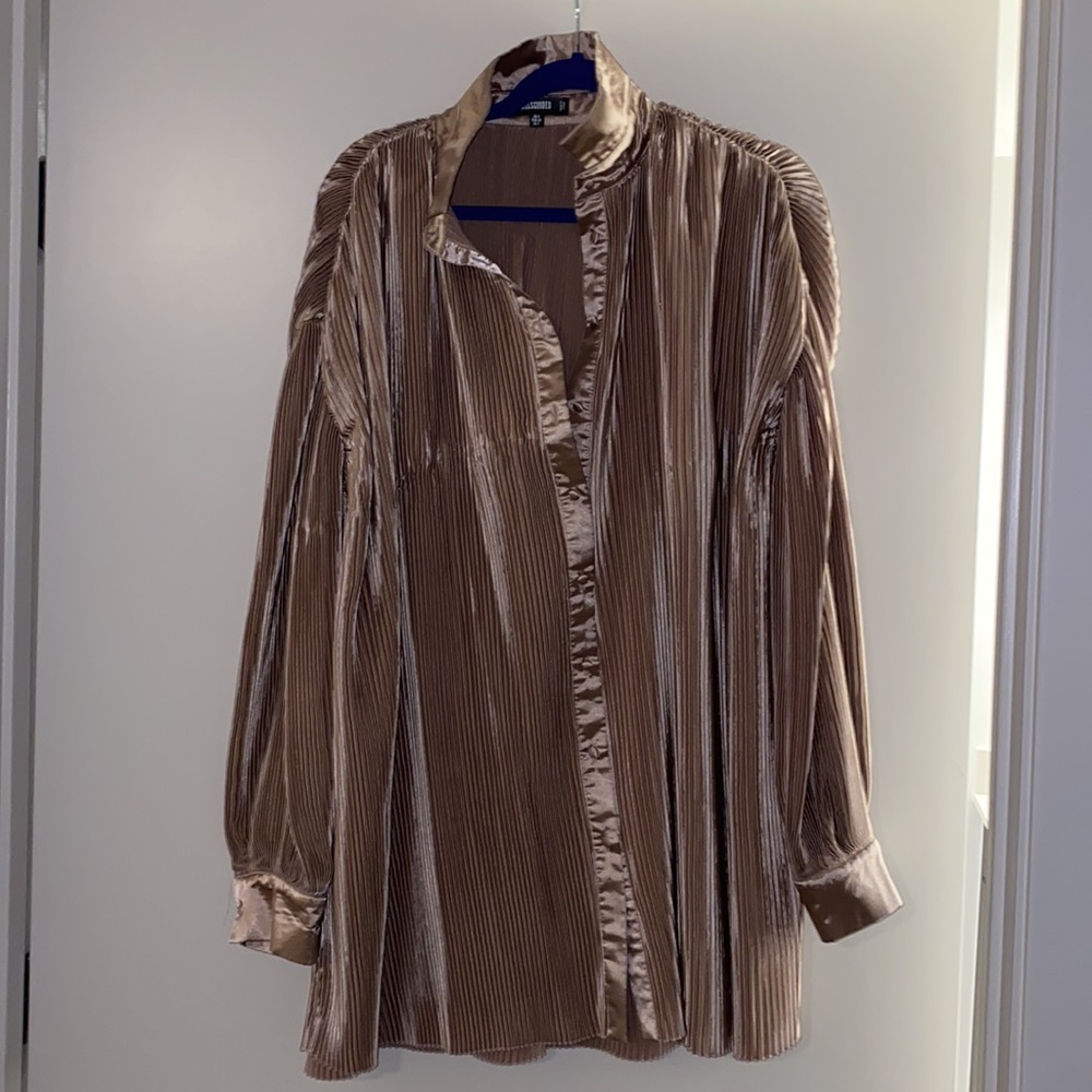 Misguided oversized top